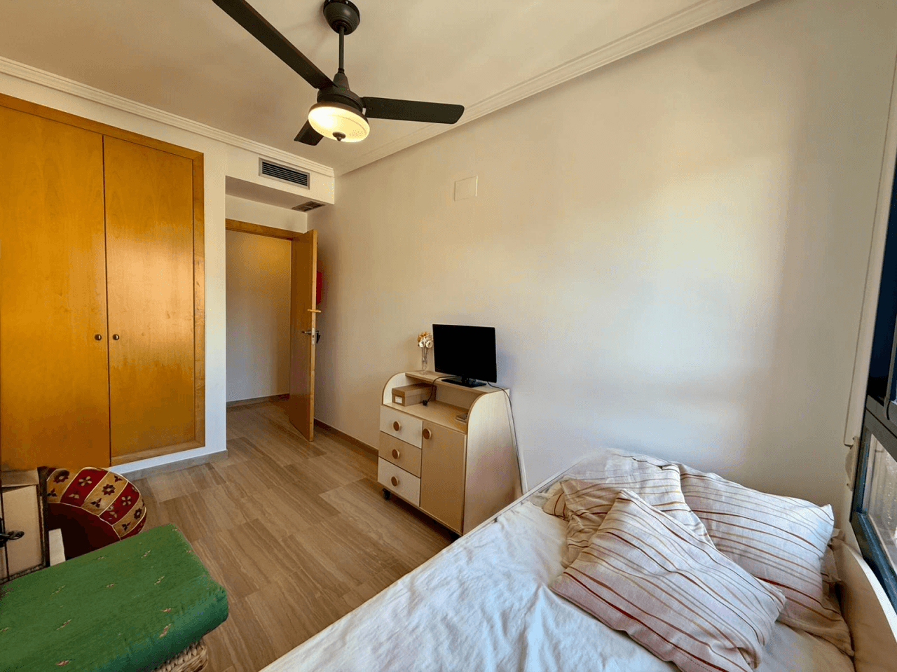 Apartamento de tres dormitorios en Denia, zona Miguel Hernandez