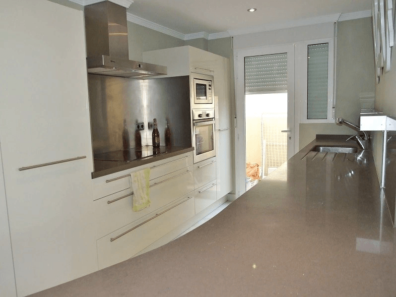 Apartamento en Denia, Primera línea de playa, 3 habitaciones, 2 baños, alquiler