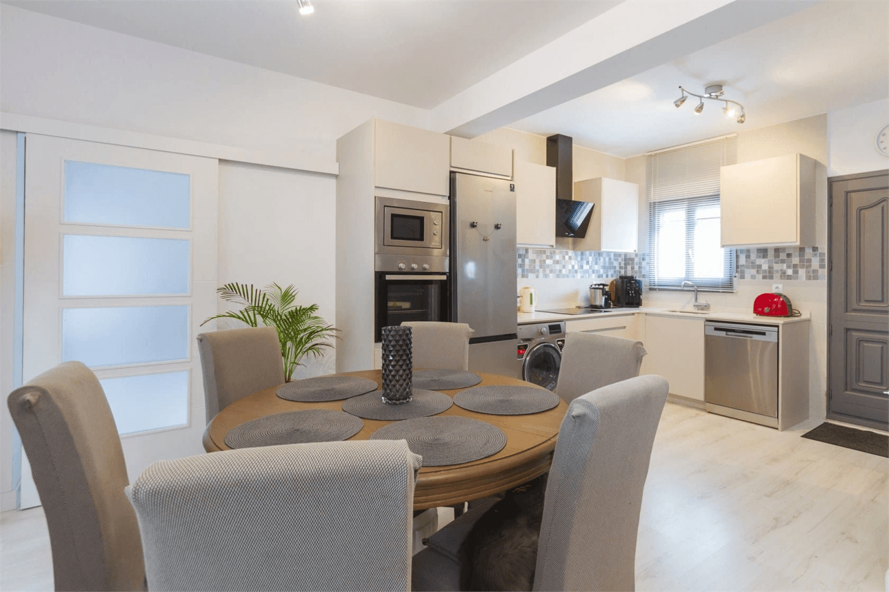 Bungalow con piscina comunitaria en Pedreguer