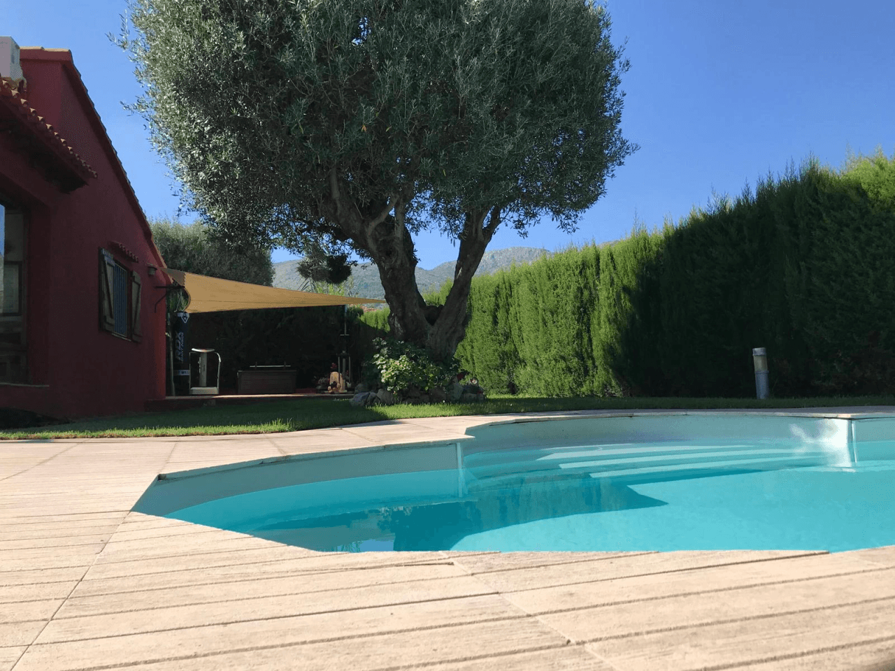 Chalet en venta en Orba con piscina
