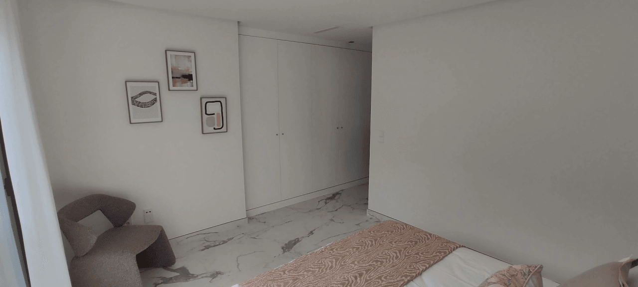 Chalet  moderno  de  nueva   construcción    listo  para entrar