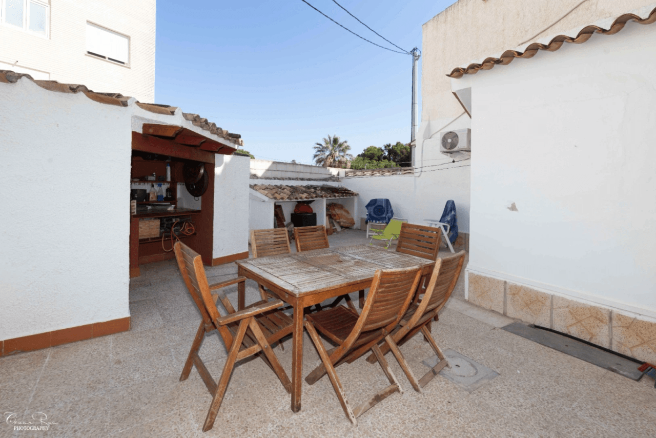 Apartamento de 3 dormitorios en venta en Las Marinas, Denia