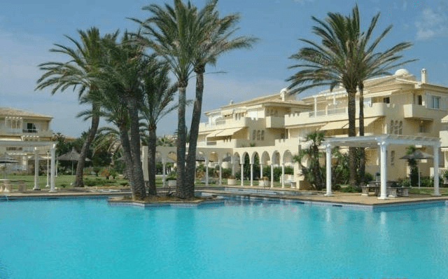 Apartamento en Denia, Primera línea de playa, 3 habitaciones, 2 baños, alquiler