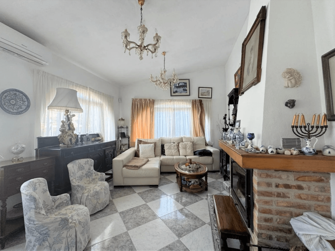 Casa independiente en zona Troya, Dénia
