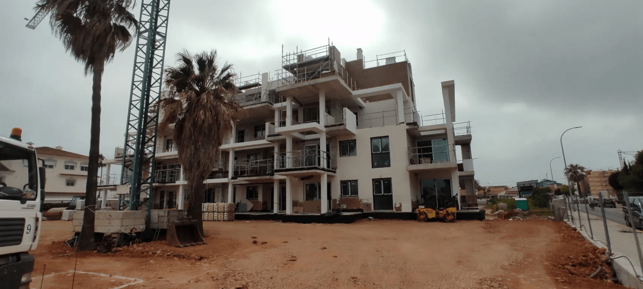 Obra Nueva en Denia apartamentos a solo 100 metros de la playa de 2 dormitorios y dos baños