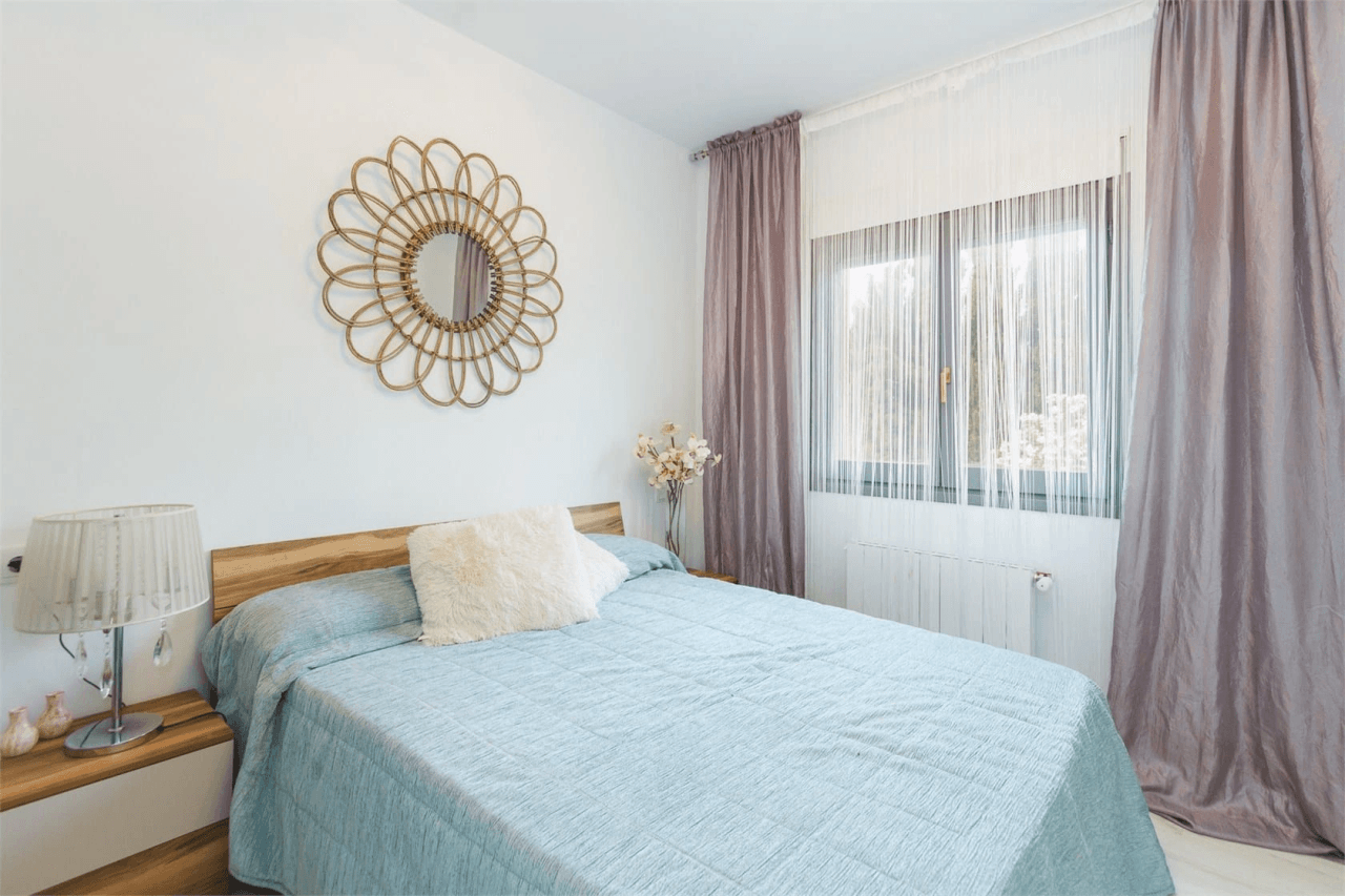Bungalow con piscina comunitaria en Pedreguer