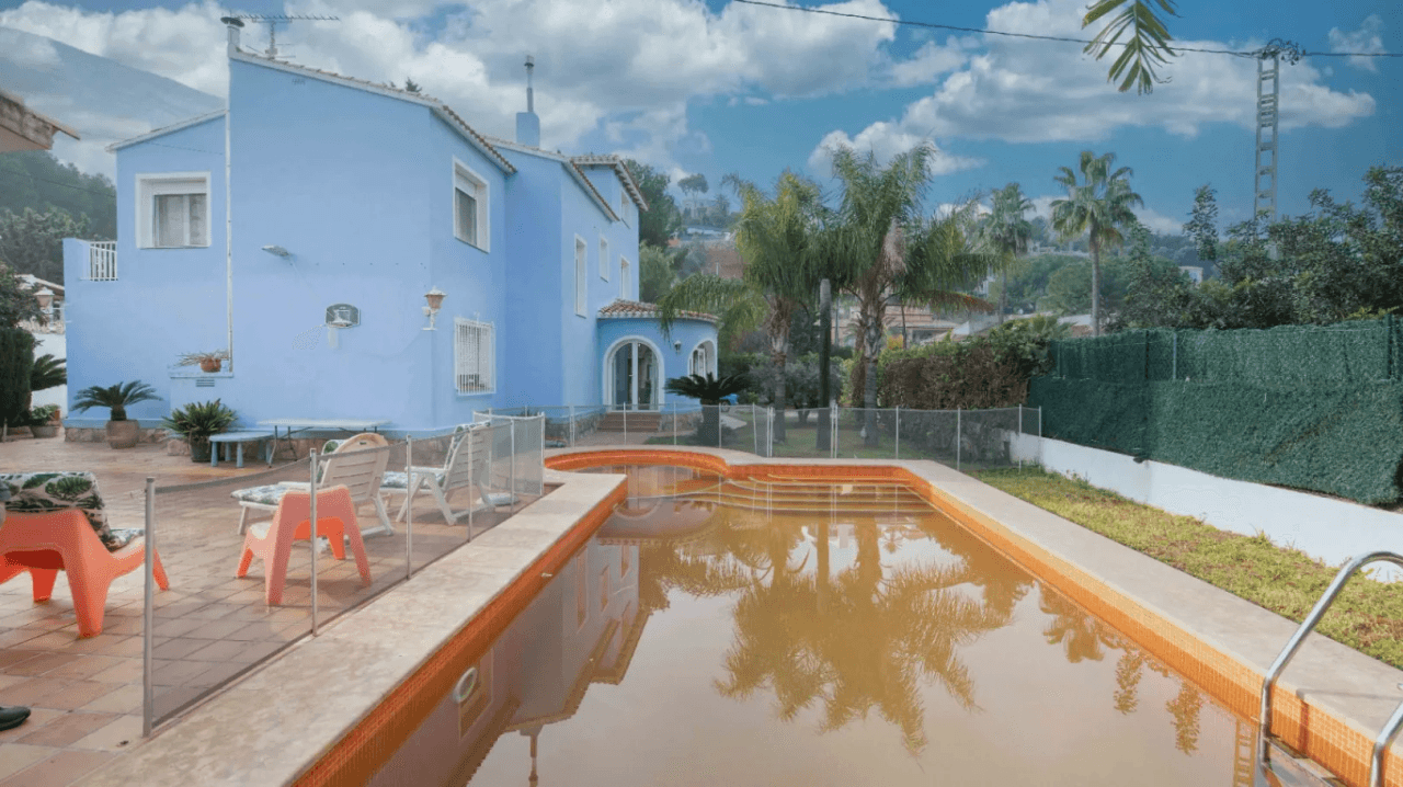 CHALET EN VENTA EN DENIA