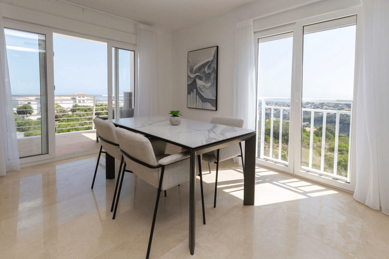 Apartamentos de obra nueva con vistas al mar en Bellavista Namo I