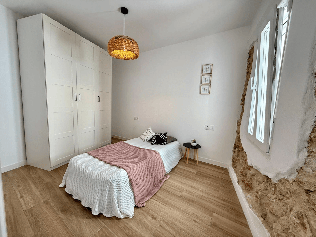 Gran casa de pueblo de tres dormitorios en Pedreguer