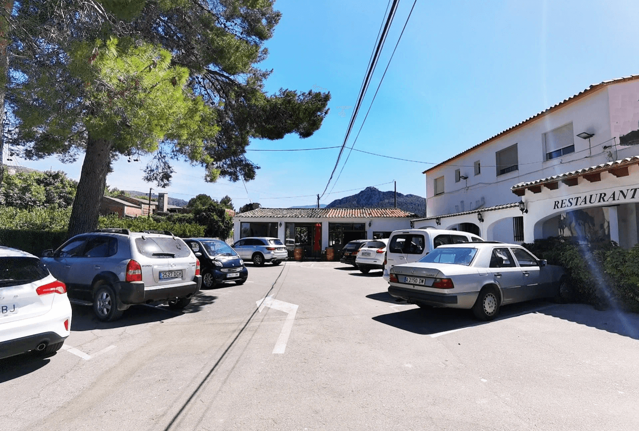 Restaurante en Orba se vende