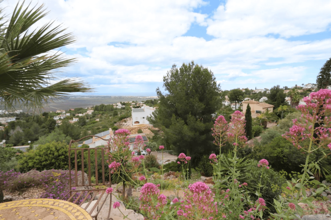 Villa "Pura Vida" en Montepego – Rafol d’Almúnia: tranquilidad, vistas y mucho espacio en plena naturaleza