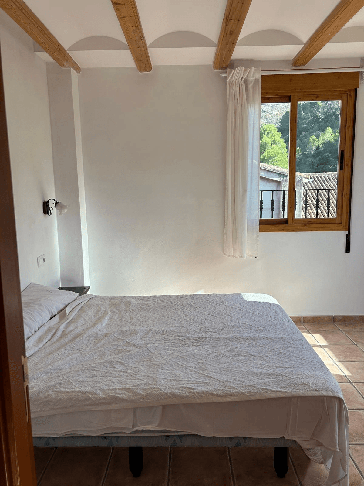 Chalet en venta con 9 dormitorios en La Carroja, Alicante
