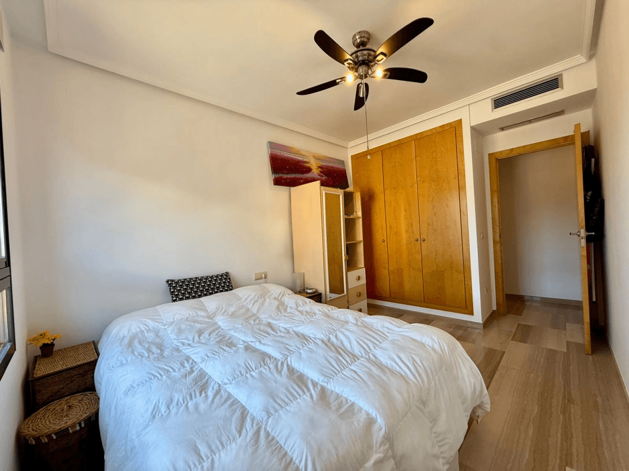 Apartamento de tres dormitorios en Denia, zona Miguel Hernandez
