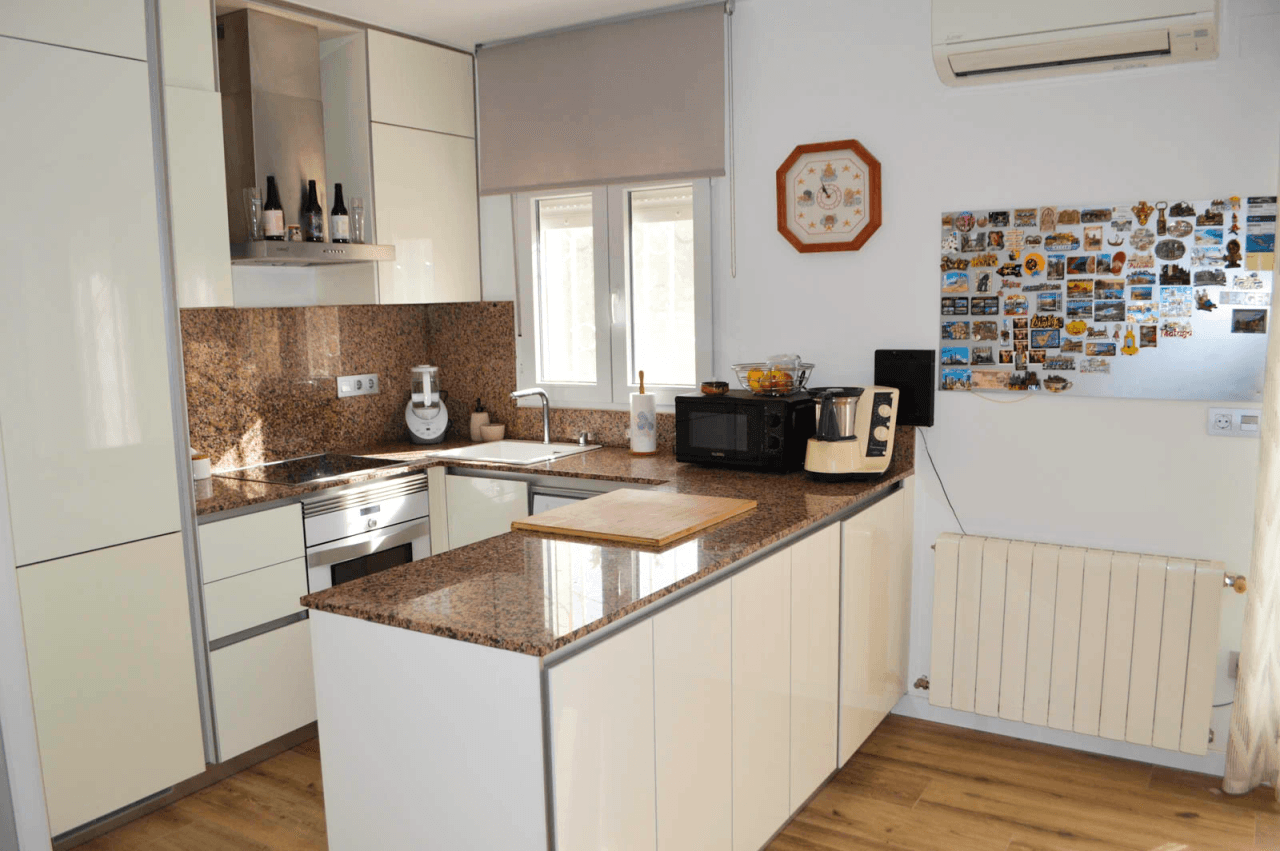 Villa de 4 dormitorios en Las Marinas, en la zona de Las Brisas