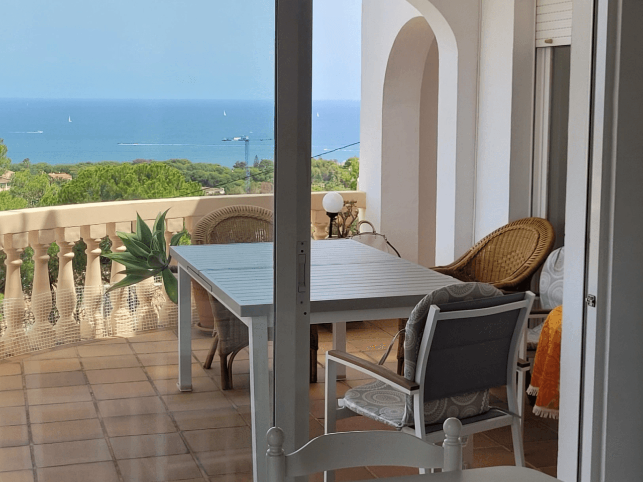 Chalet pareado en venta en Dénia con vistas panorámicas