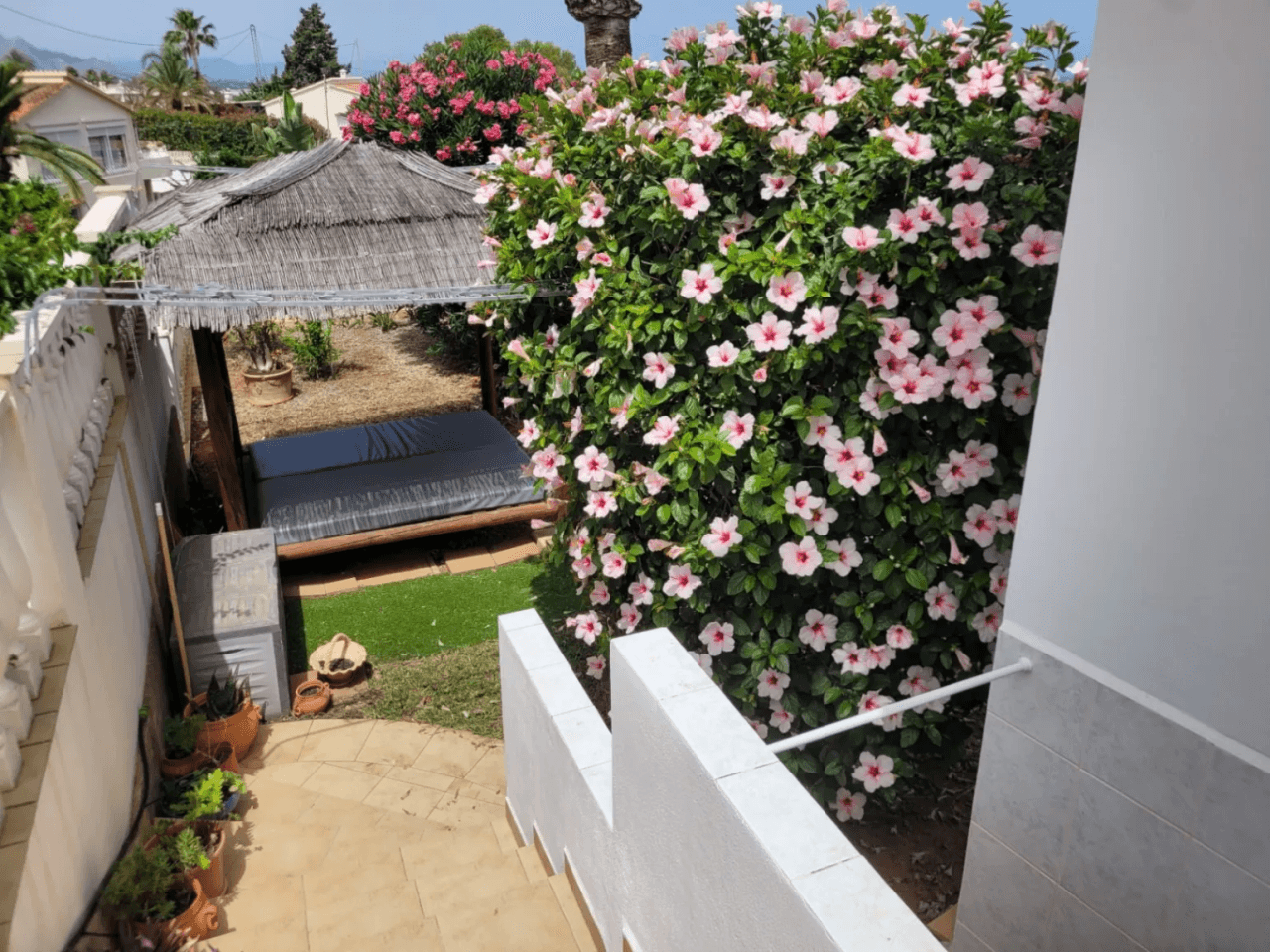 Chalet pareado en venta en Dénia con vistas panorámicas