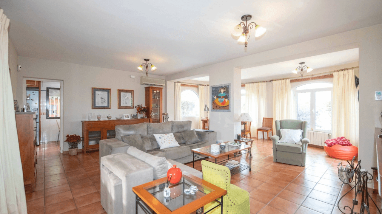 CHALET EN VENTA EN DENIA