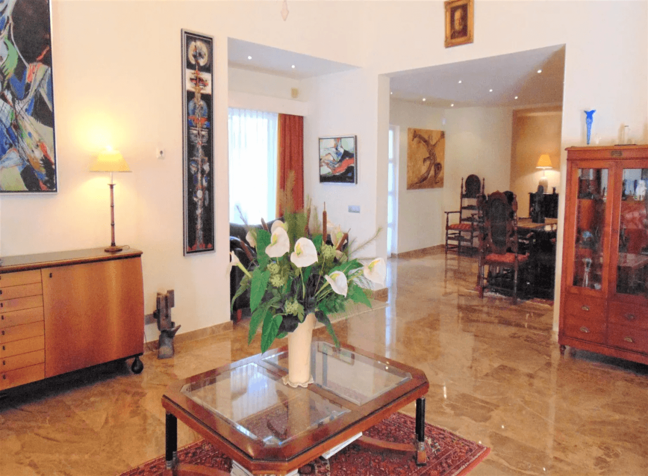 Villa en Oliva en venta
