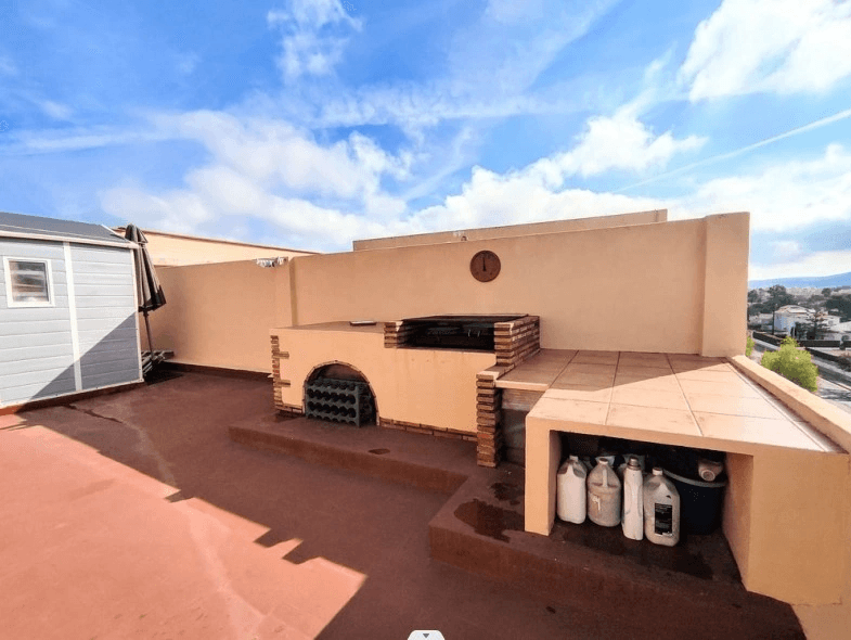 Atico en venta en la playa de Denia con  vistas al Mar
