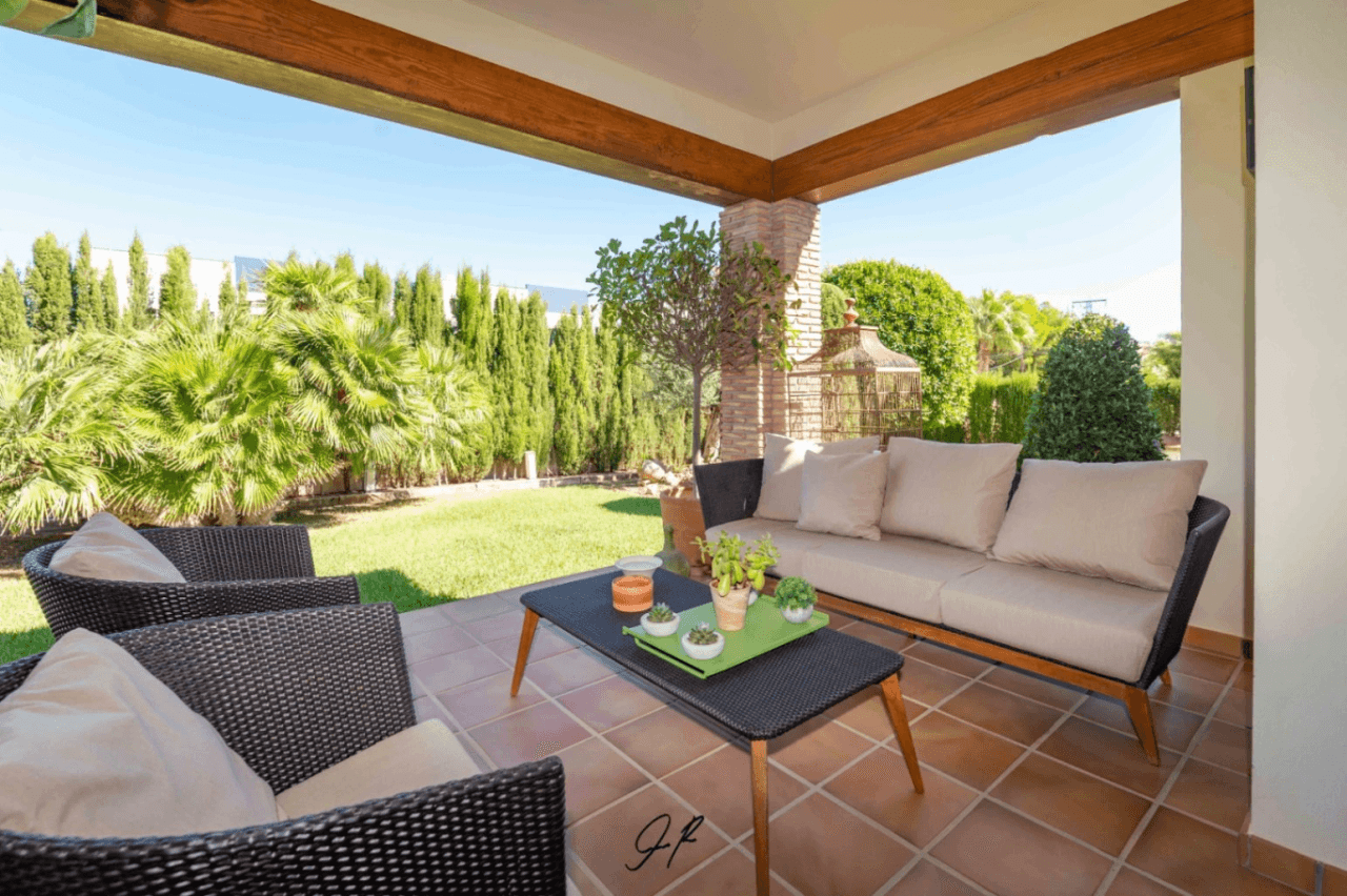Chalet de lujo en excelente zona Residencial- Denia