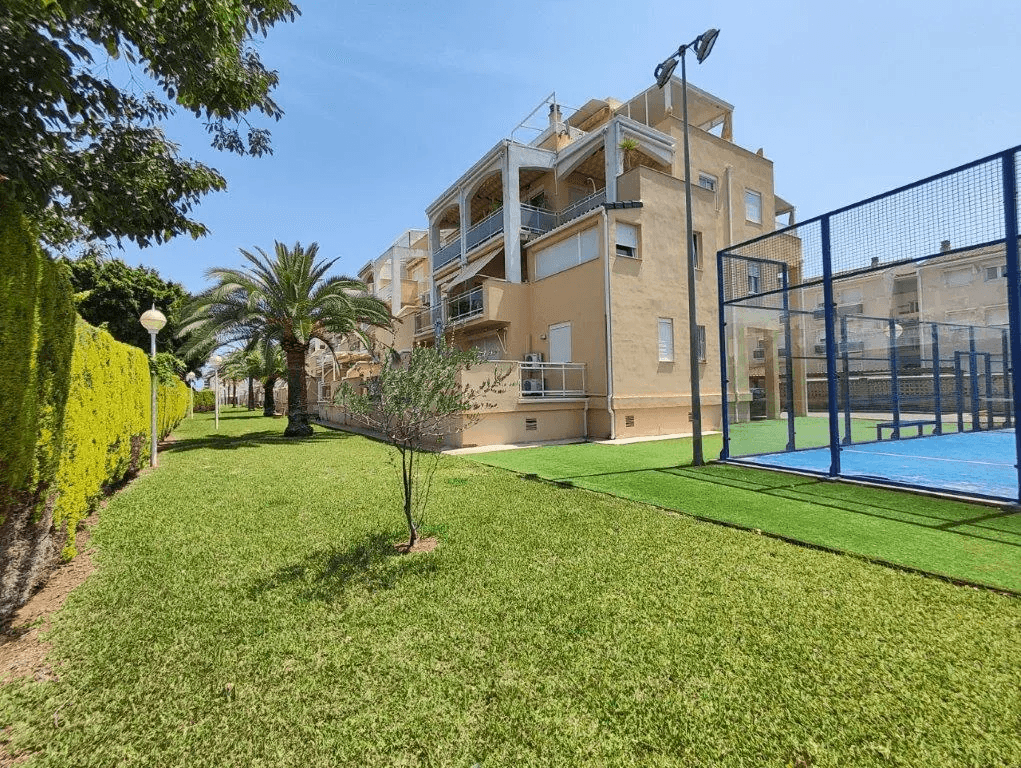 Ático dúplex cerca de la playa y del centro en Dénia en venta