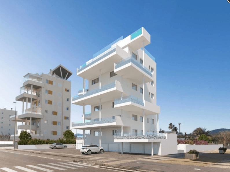 Apartamentos de obra nueva en playa de Oliva