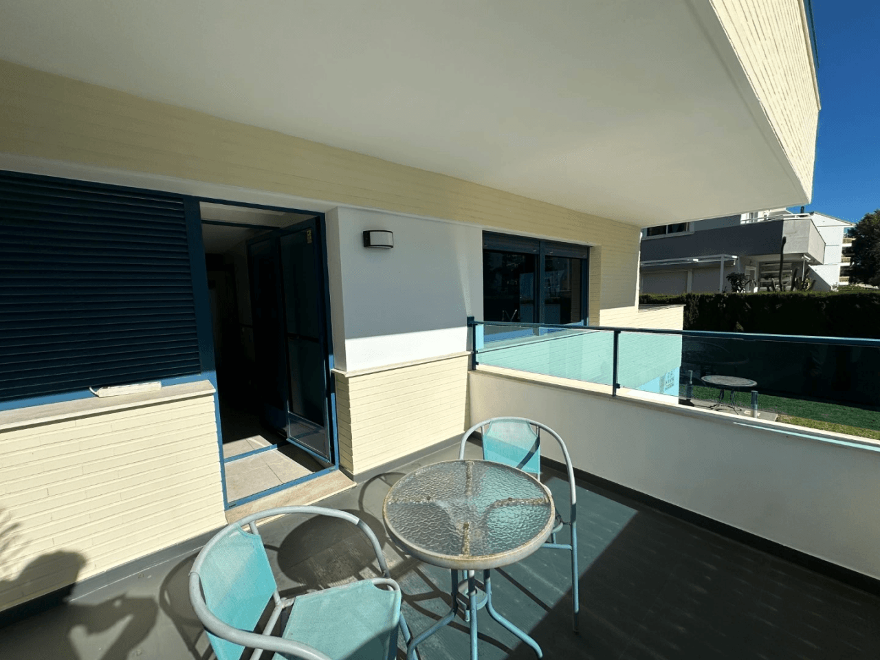 Apartamento en venta de 3 habitaciones en Denia, Alicante.