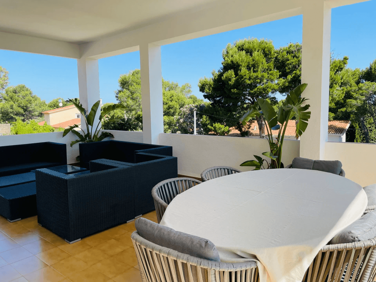 Denia. Las Rotas. Amplio Chalet en venta