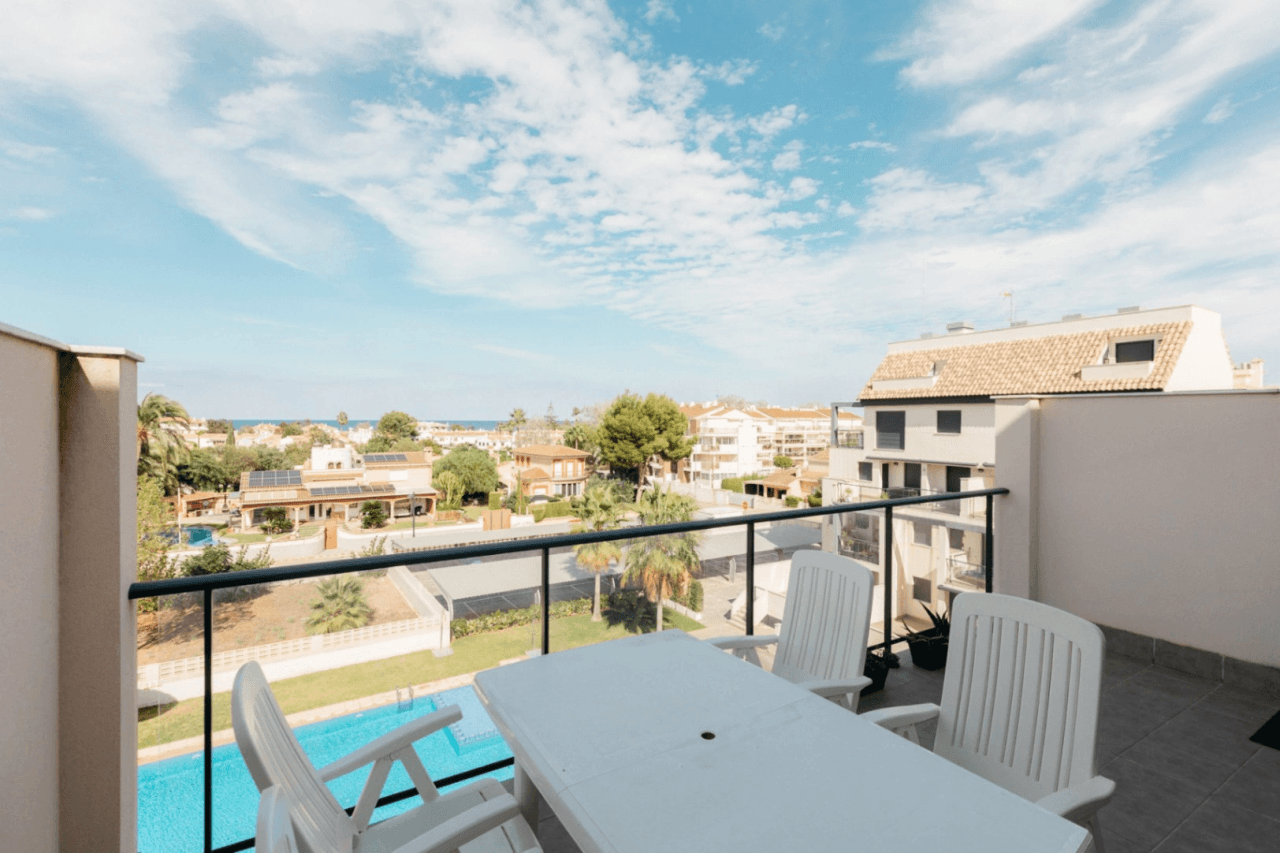 Ático en venta en Denia con  vistas al mar
