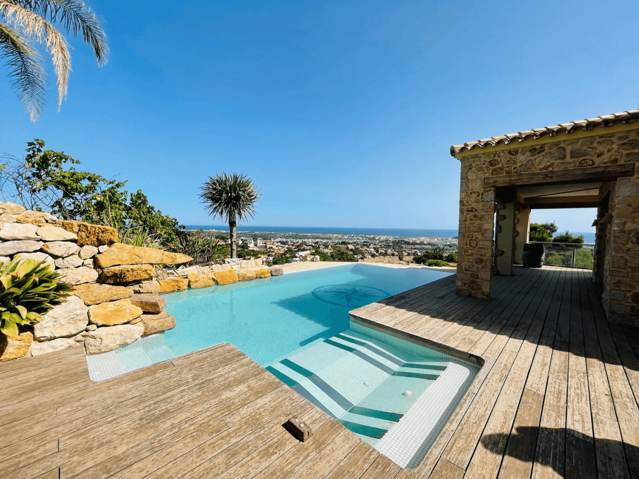 Denia. Villa de lujo con vistas maravillosas al mar, en venta
