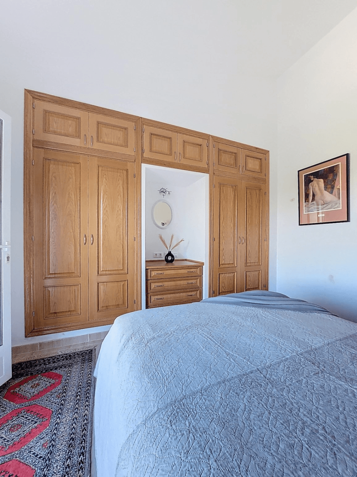 Villa con piscina y vistas abiertas en Monte Pego