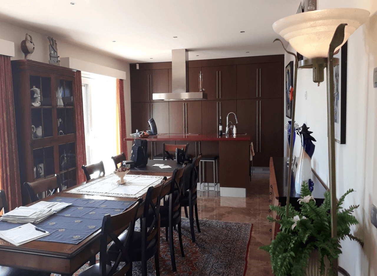 Villa en Oliva en venta