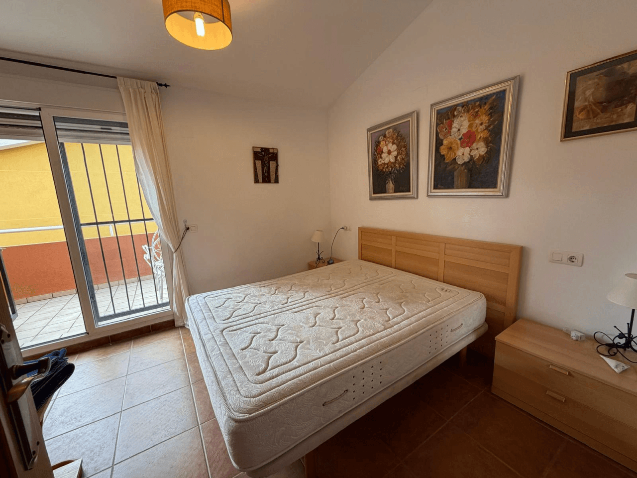 Bungalow en venta de 3 dormitorios en Denia, Alicante