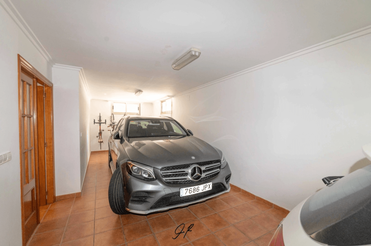 Chalet de lujo en excelente zona Residencial- Denia