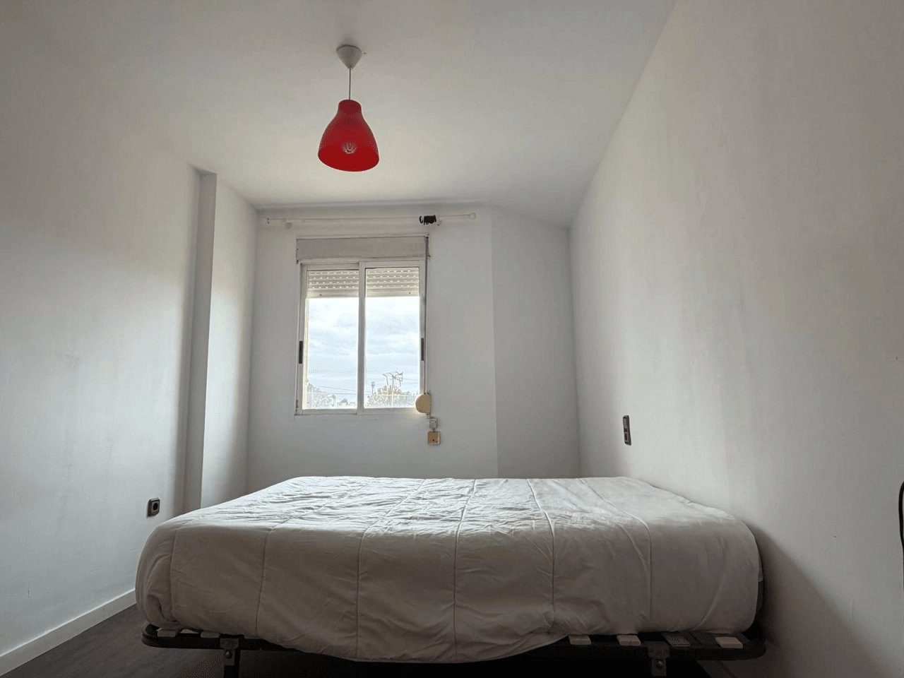 VENTA ADOSADO 3 DORMITORIOS EN PRIMERA LINEA