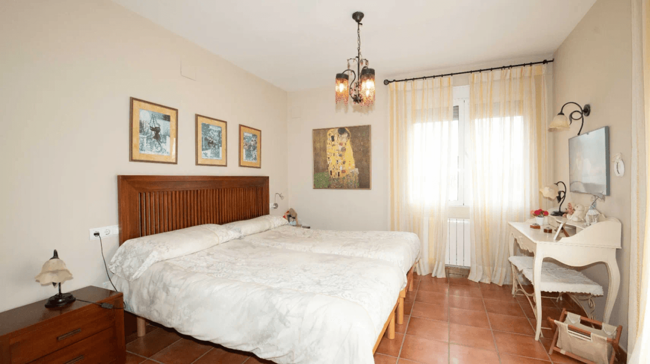 CHALET EN VENTA EN DENIA