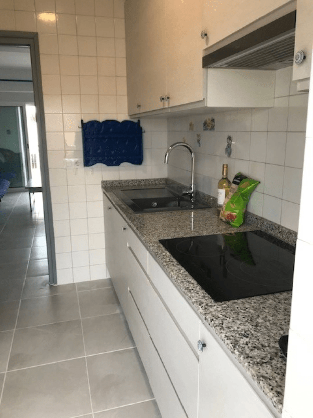 Apartamento en venta en Denia, Primera Línea Playa con vistas al mar, 2 dormitorios.
