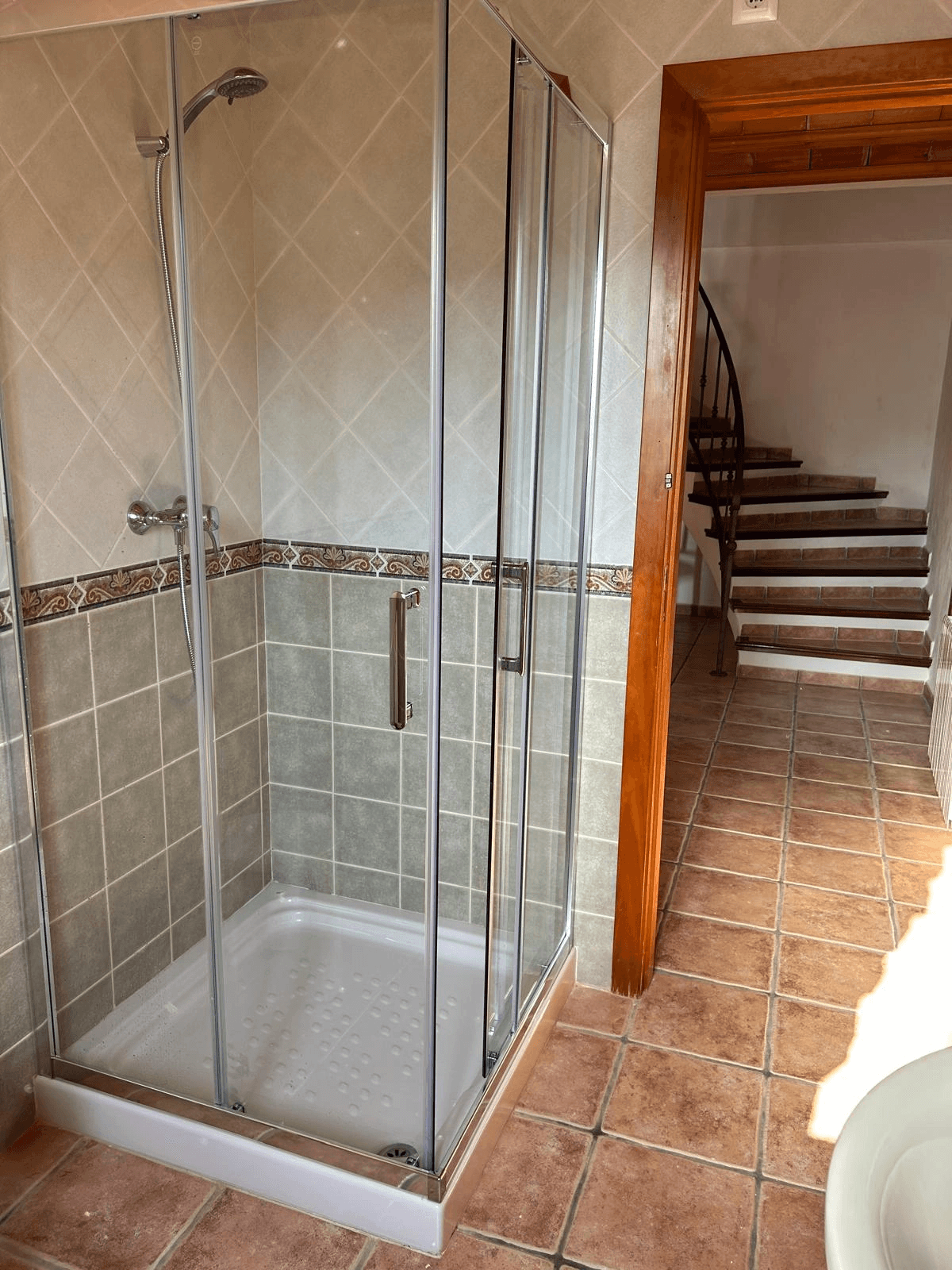 Chalet en venta con 9 dormitorios en La Carroja, Alicante