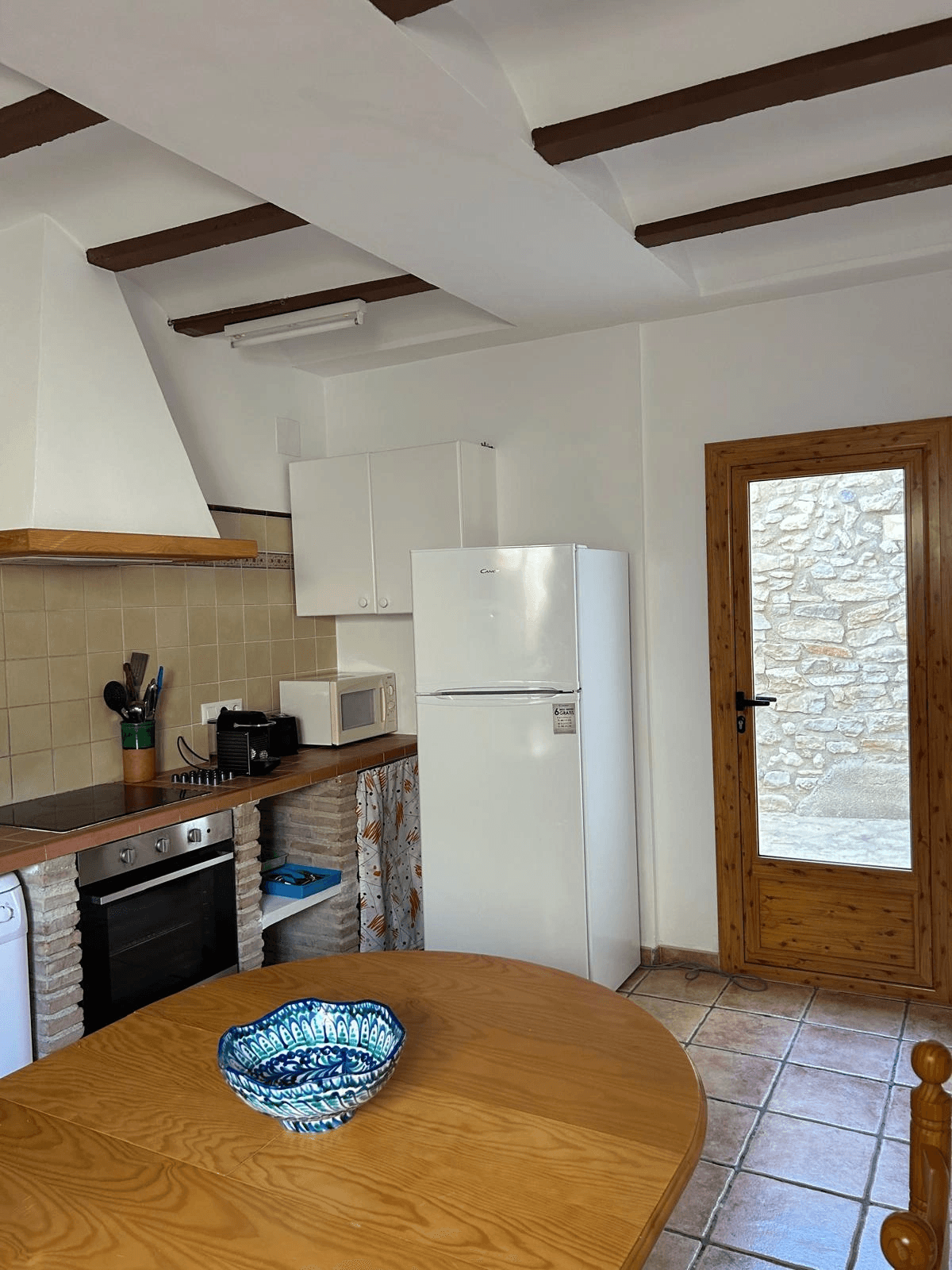Chalet en venta con 9 dormitorios en La Carroja, Alicante