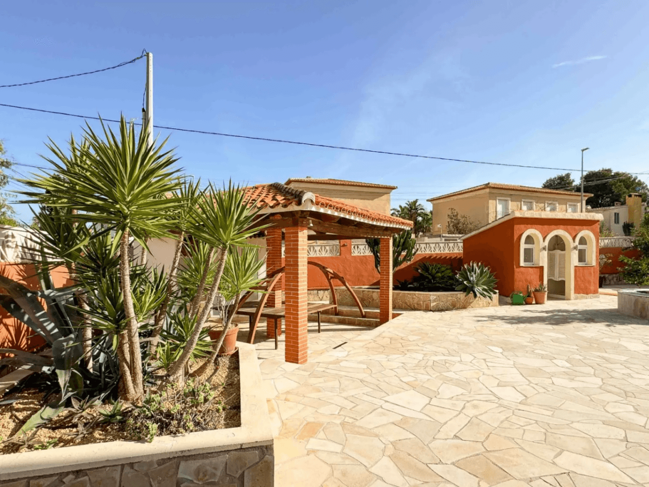 VILLA EN LAS ROTAS