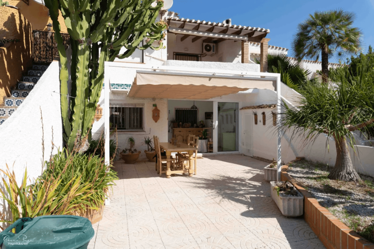 Apartamento de 3 dormitorios en venta en Las Marinas, Denia