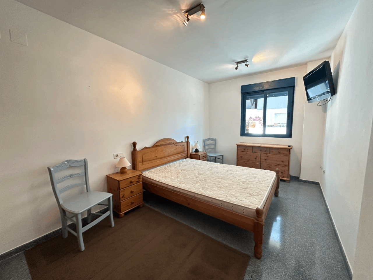 Apartamento en venta de 3 habitaciones en Denia, Alicante.