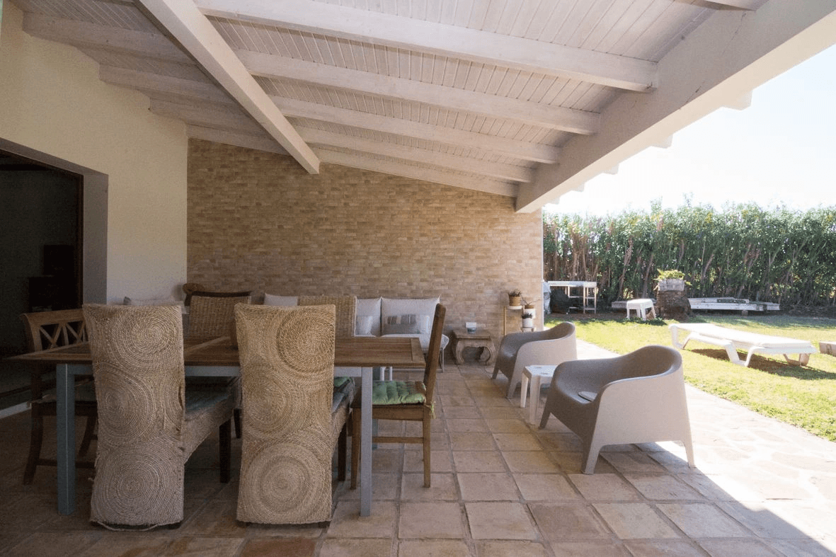 Villa mediterránea con gran parcela.