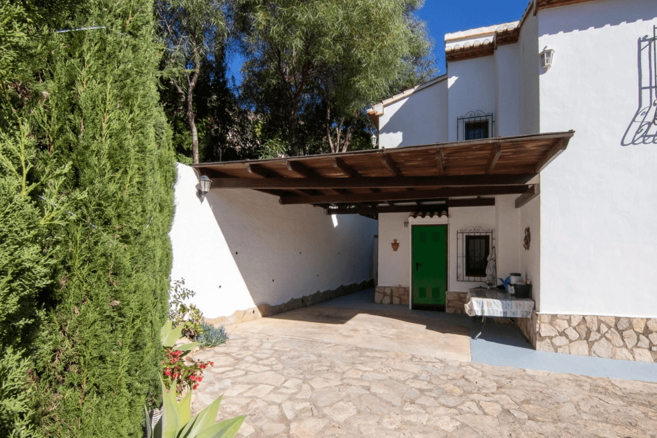 Villa con piscina y vistas a la montaña - Benigembla