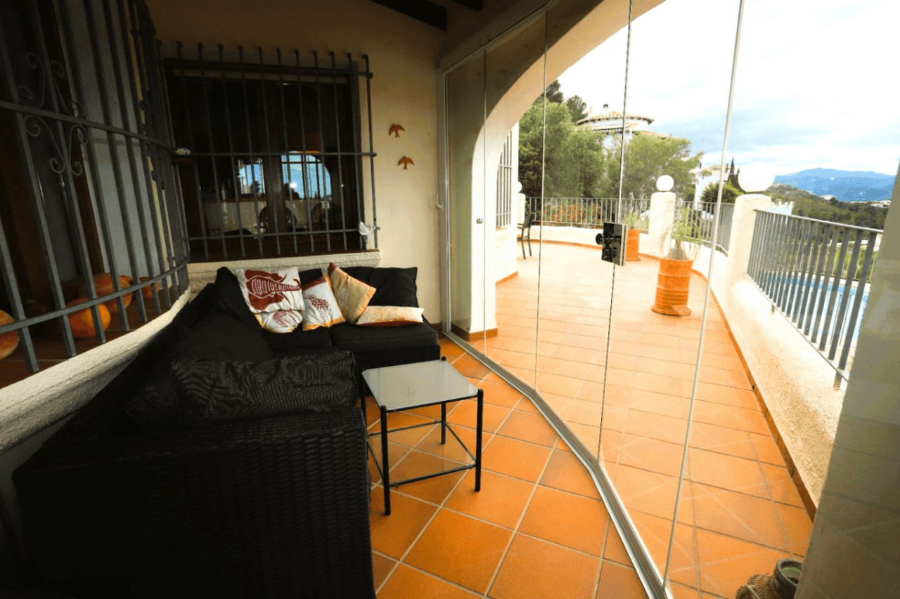 Villa "Pura Vida" en Montepego – Rafol d’Almúnia: tranquilidad, vistas y mucho espacio en plena naturaleza