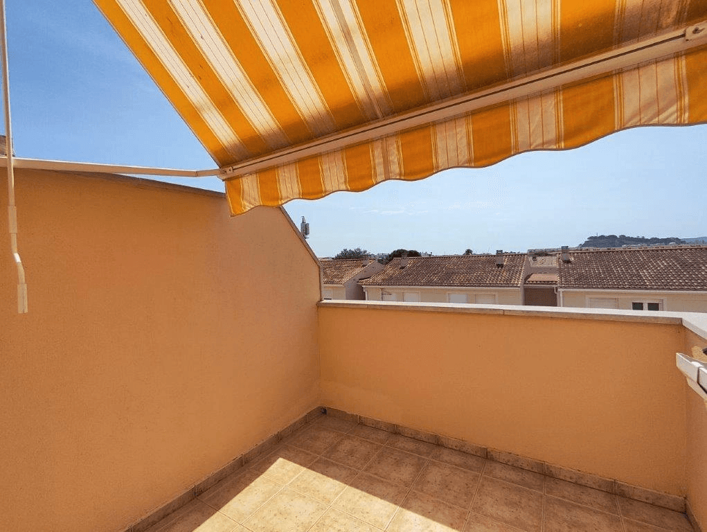 Ático dúplex cerca de la playa y del centro en Dénia en venta