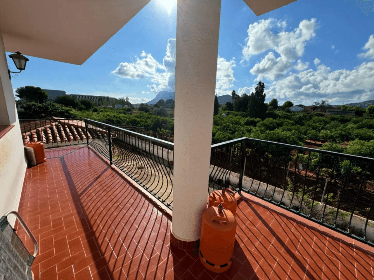 Chalet rustico en venta en Denia