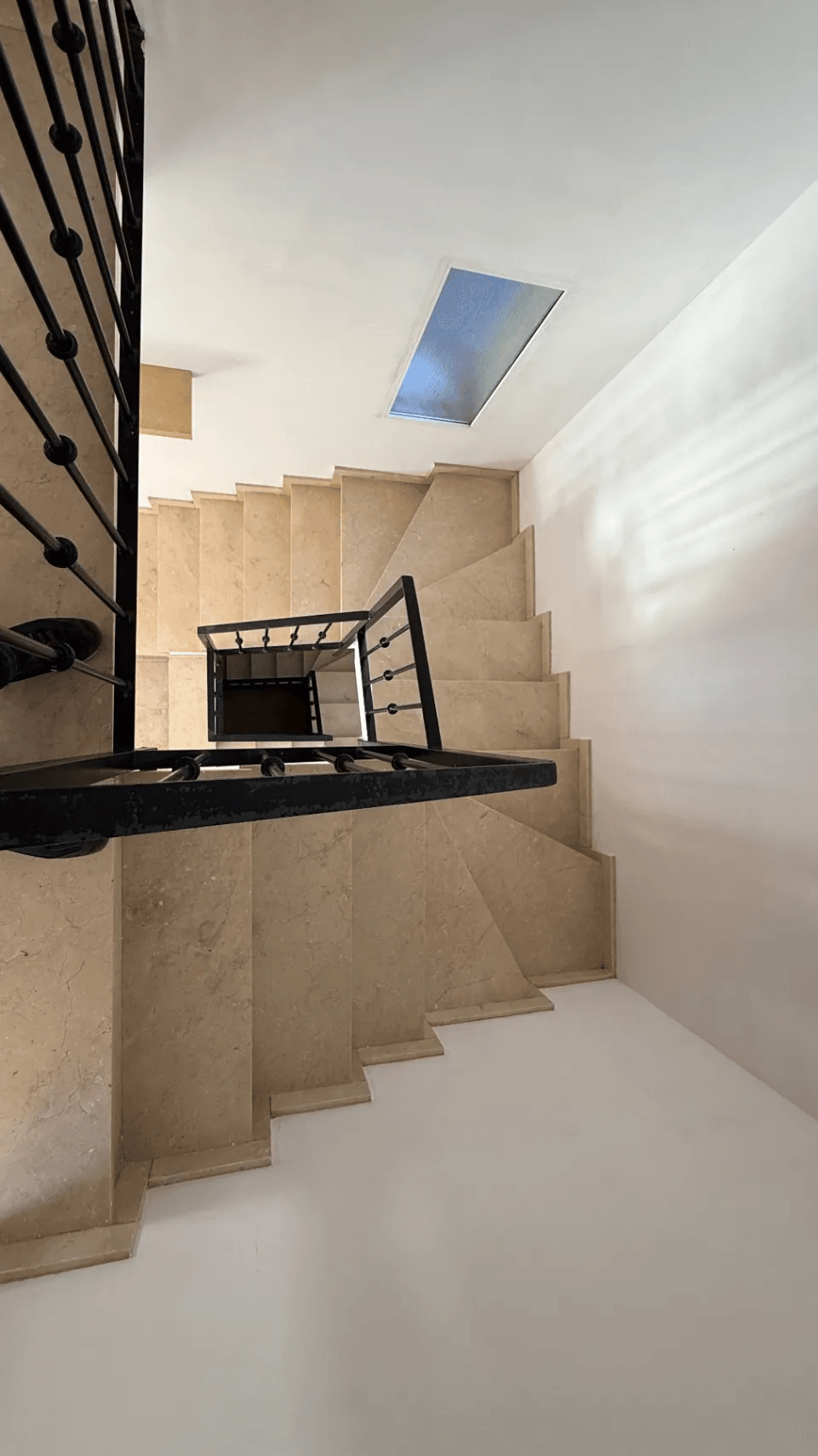 Bungalow entre Gandía y Oliva en venta con 3 habitaciones y jardín en estilo Mediterráneo