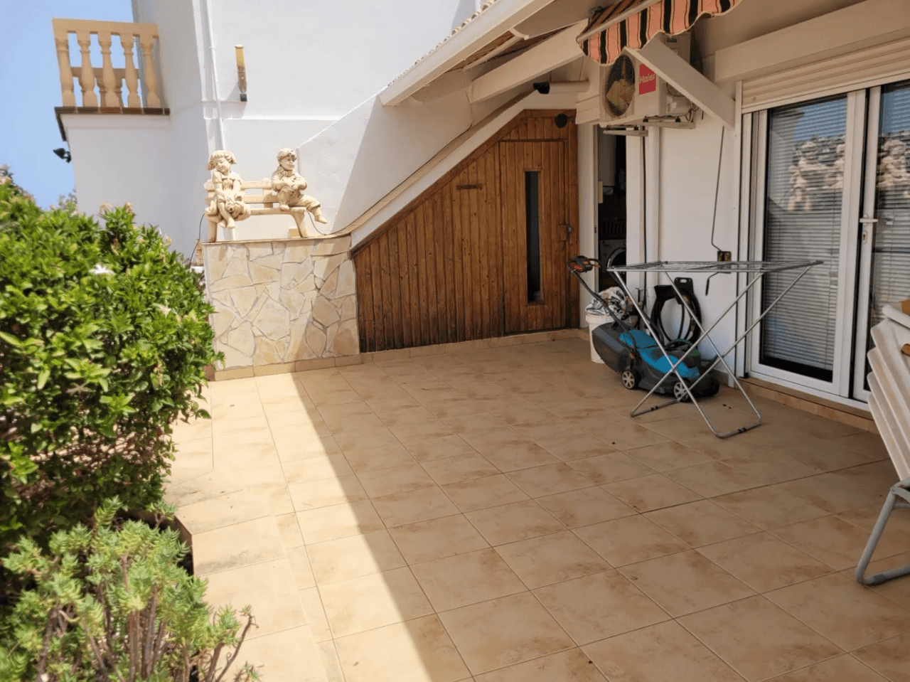 Chalet pareado en venta en Dénia con vistas panorámicas