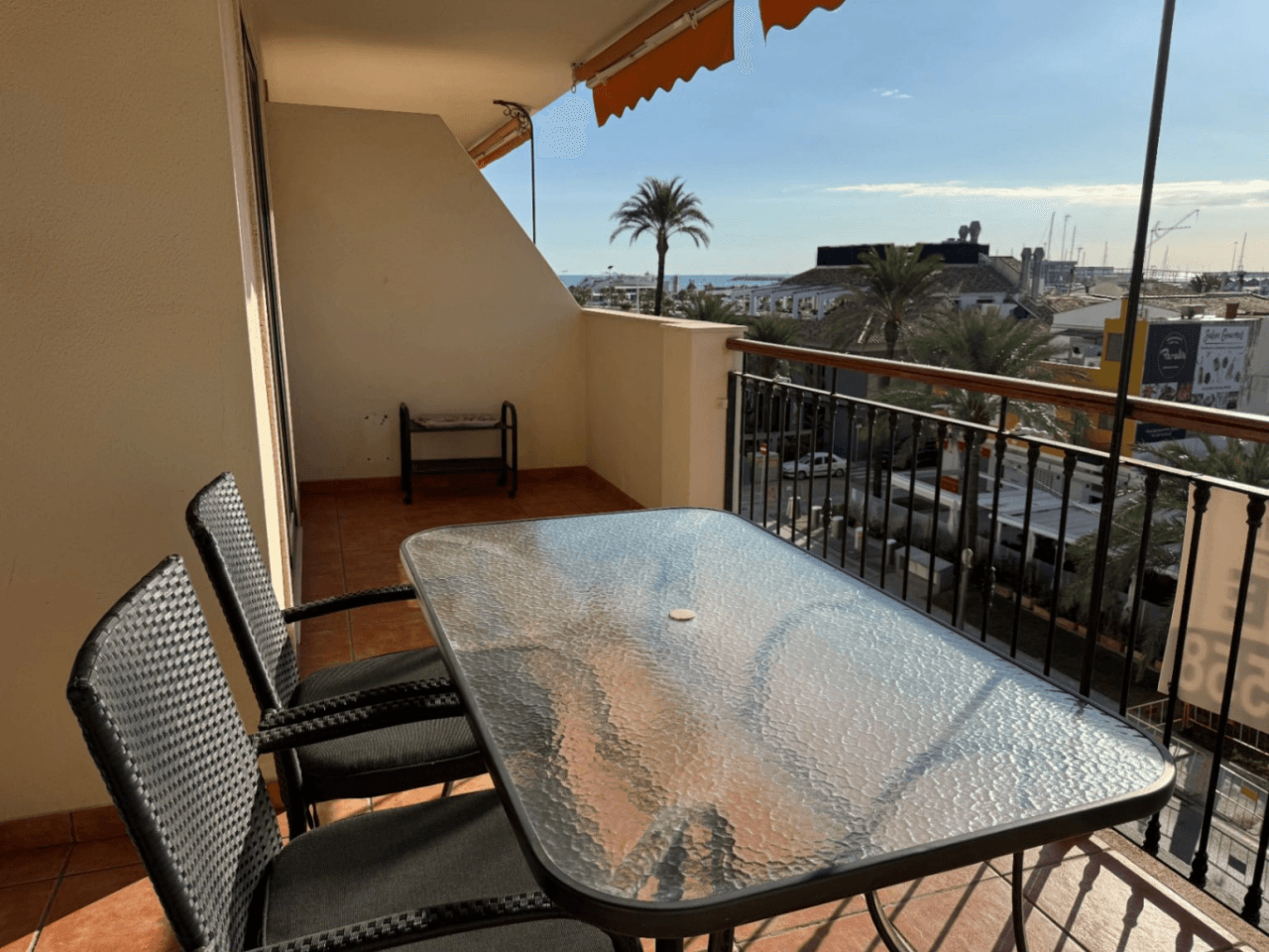 Apartamento en venta de 3 dormitorios en el Centro Urbano de Denia